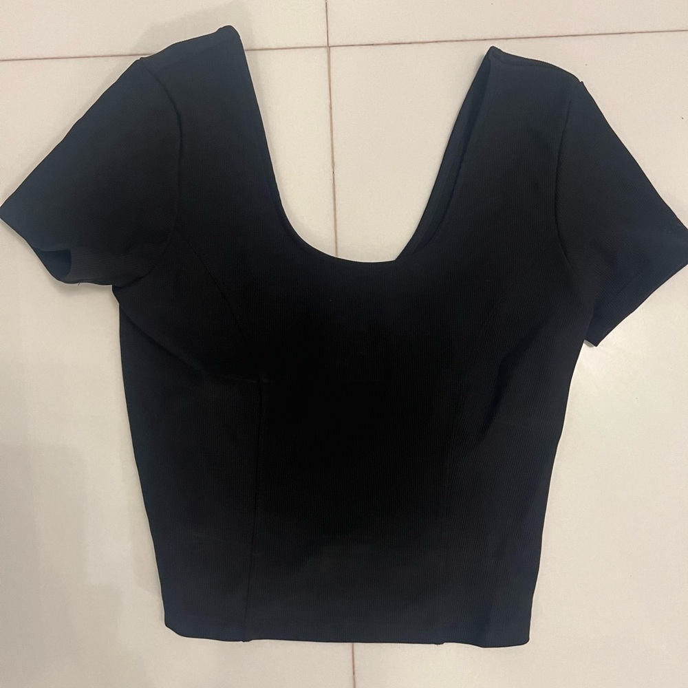 Workout Black Crop Top for Women
